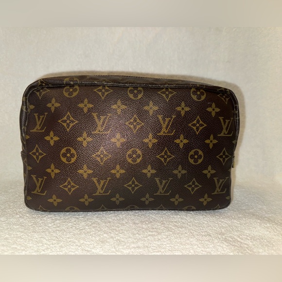 Louis Vuitton Vintage Cosmetic Pouch Bag TrousseToilette 28 Brown Monogram - Picture 2 of 16
